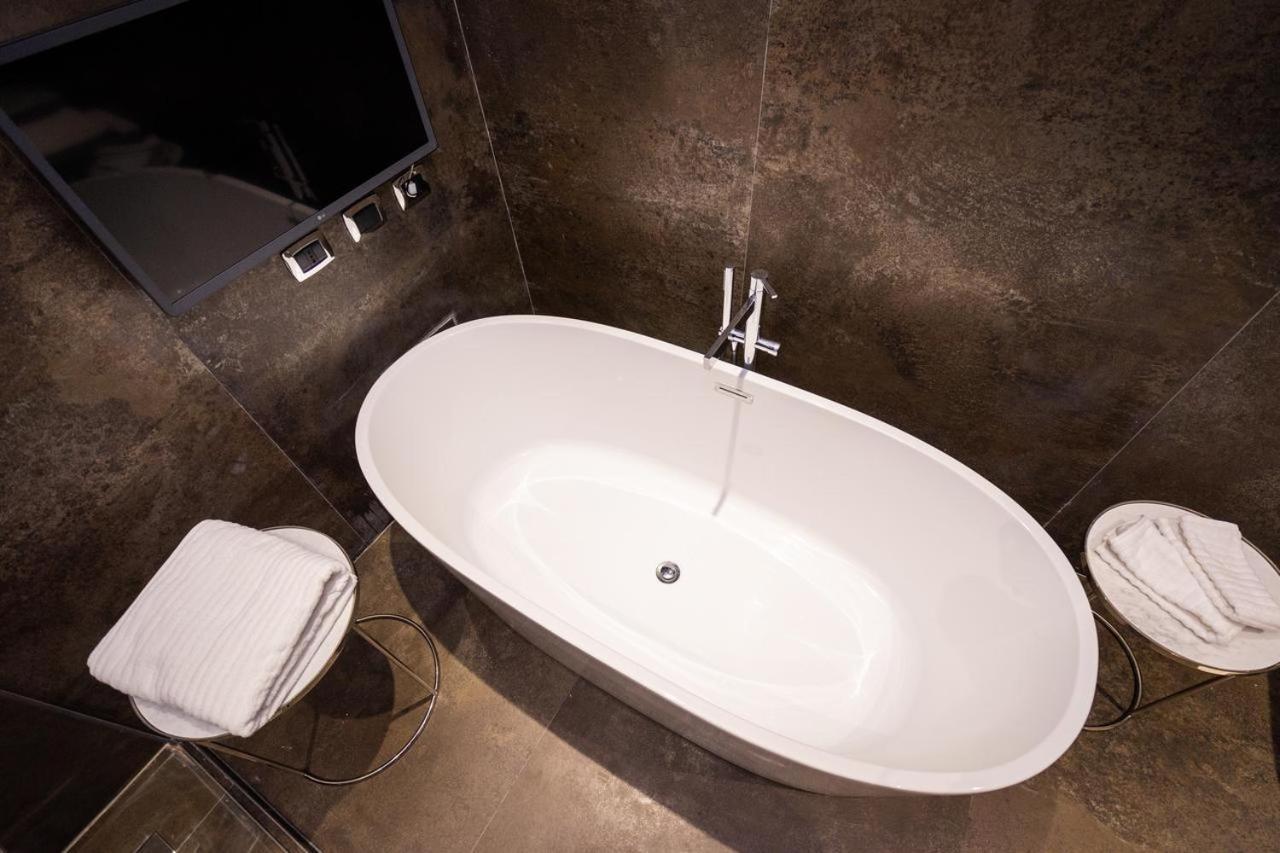Appartement Sea Luxor à Bari Extérieur photo