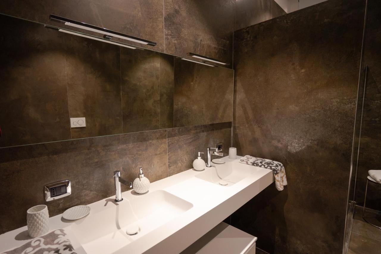 Appartement Sea Luxor à Bari Extérieur photo